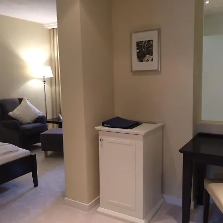 Stadt Ξενοδοχείο 4*