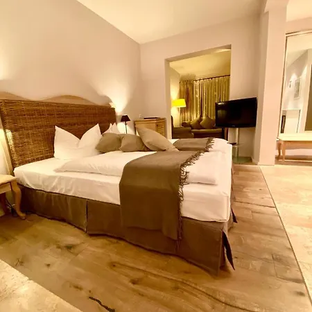 Stadt Hotel