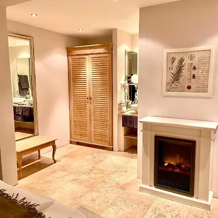 Ξενοδοχείο Stadt 4*